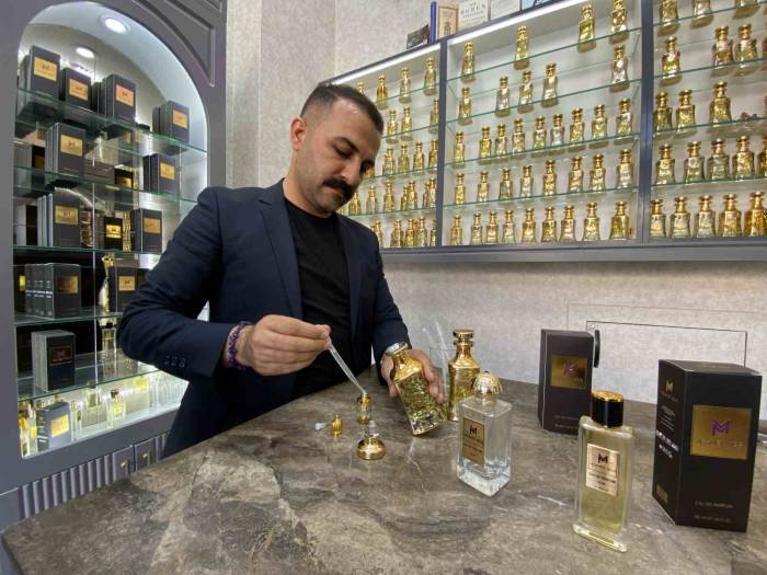 Kokulara Olan Tutkusu Onu Uzman Yaptı