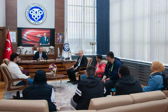 Rektör Levent, Ebyü’de Eğitim Gören Filistinli Öğrencileri Ağırladı