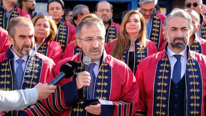 Akademisyenlerden İsrail’e Tepki