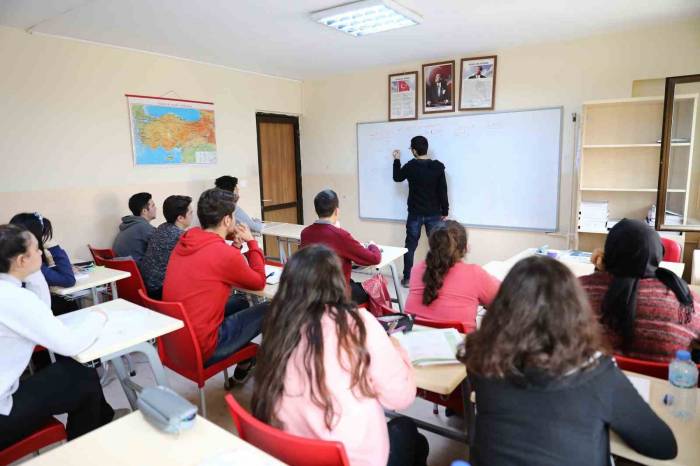 Eğitim İçin El Ele’de Yeni Dönem Kayıtlarında Son Gün Uyarısı