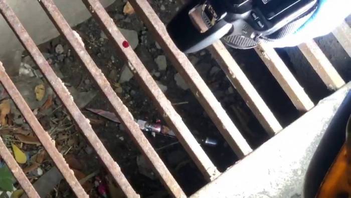 Boşandığı Eşi Ve İlişkisi Olduğunu Düşündüğü Şahsı Bıçakla Yaraladı