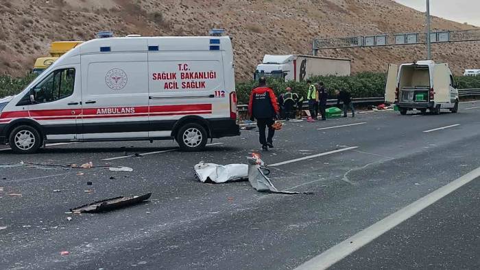 Feci Kazada Ölen 5 Kişinin Kimlikleri Tespit Edildi