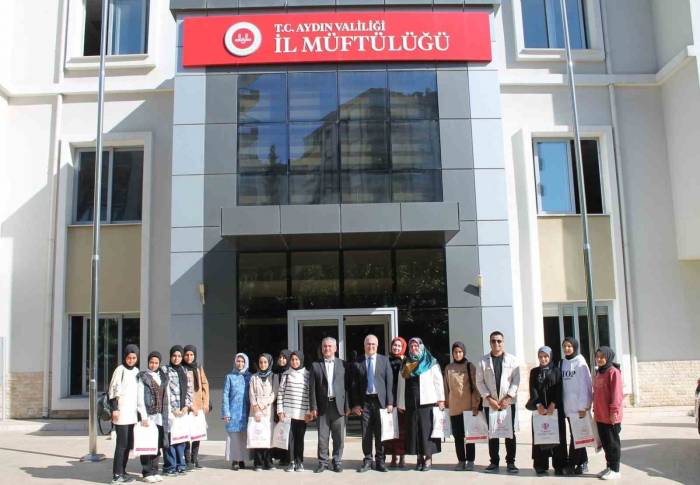 Aydın İl Müftüsü Güneş Şanlıurfalı Öğrencileri Ağırladı