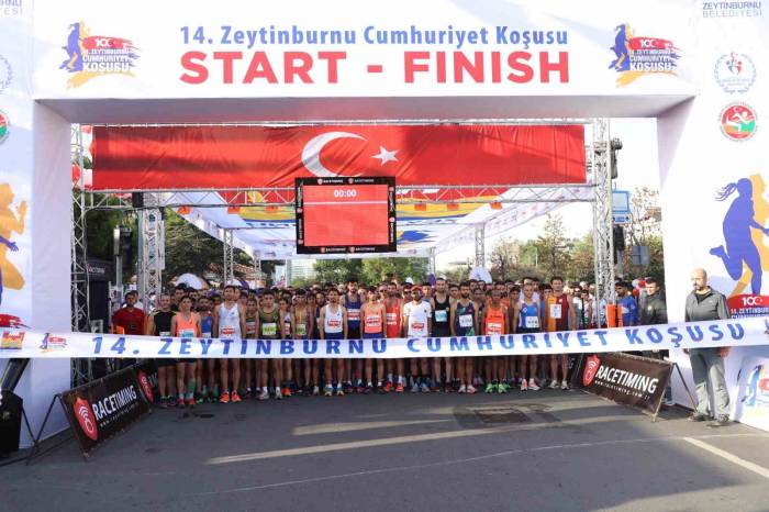 14. Zeytinburnu Cumhuriyet Koşusu Gerçekleştirildi