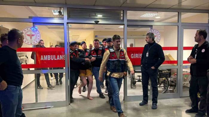 Bucak’ta 2’si Polis 4 Kişiye Çarpan Şahıs Jandarma Ekipleri Tarafından Yakalanarak Gözaltına Alındı