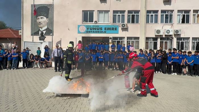 Köyceğiz’de Yangın Anı Ve Söndürme Tatbikatı Yapıldı