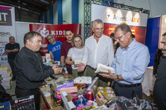 Seçer: "Kitap Fuarları Kentimiz İçin Önemli Bir Etkinlik"