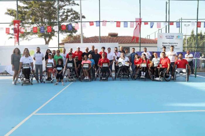 Bodrum’da Tekerlekli Sandalye 100. Yıl Tenis Turnuvası Ödül Töreni İle Son Buldu