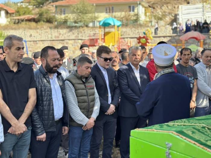 Simav’da Kıbrıs Gazisi Toprağa Verildi