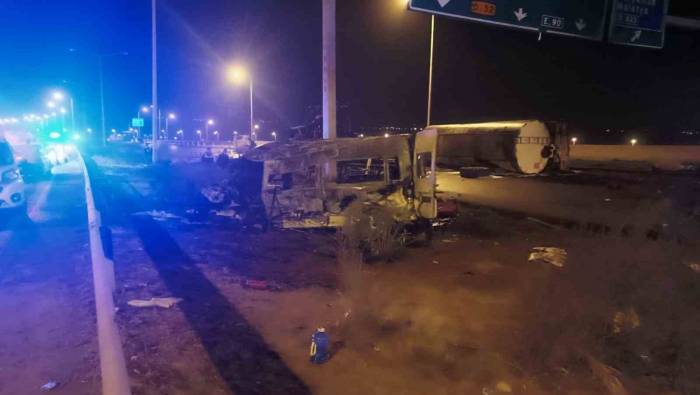 Tag Otoyolu’nda Freni Patlayan Tır Dehşet Saçtı: 3 Ölü, 11 Yaralı