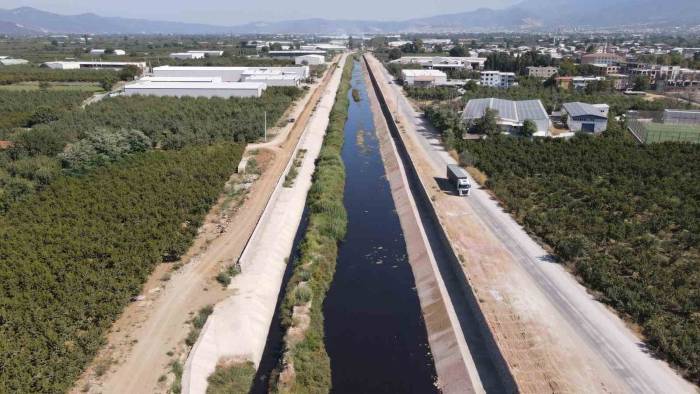 Yıldırım’da Dere Yatakları Islah Ediliyor