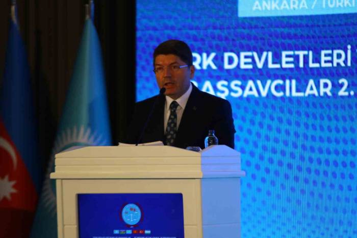 Bakan Tunç: "istisnalar Dışında Dünya İade Taleplerimiz Konusunda Başarılı Bir Sınav Vermemiştir, Tüm Dünyayı Bu Çifte Standardı Sonlandırmaya Davet Ediyorum”