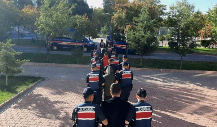 Aksaray’da Uyuşturucu Tacirlerine Operasyon: 3 Tutuklama