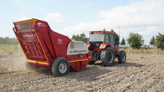 Büyükşehir’den Çiftçilere Büyük Hizmet