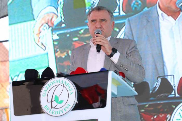 Küçükköy Yüzme Havuzu Ve Fitness Merkezi Hizmete Açıldı