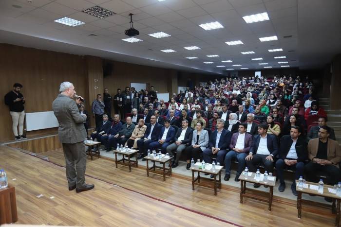 Çukurca’da Şiir Dinletisi