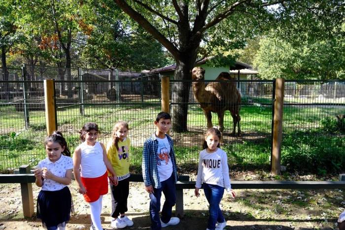 Yalova Belediyesi’nden Hayvanat Bahçesi Gezisi