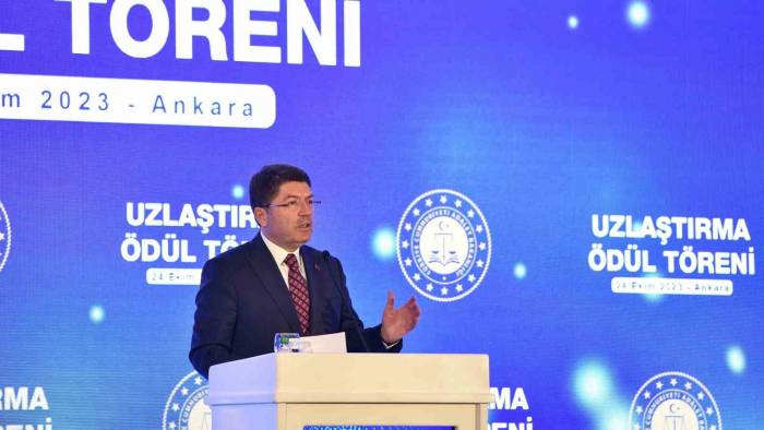 Adalet Bakanı Yılmaz Tunç Uzlaşma Ödül Töreni’ne Katıldı