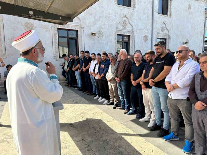 Motosiklet Kazasında Hayatını Kaybetmişti, Sakarya’da Defnedildi