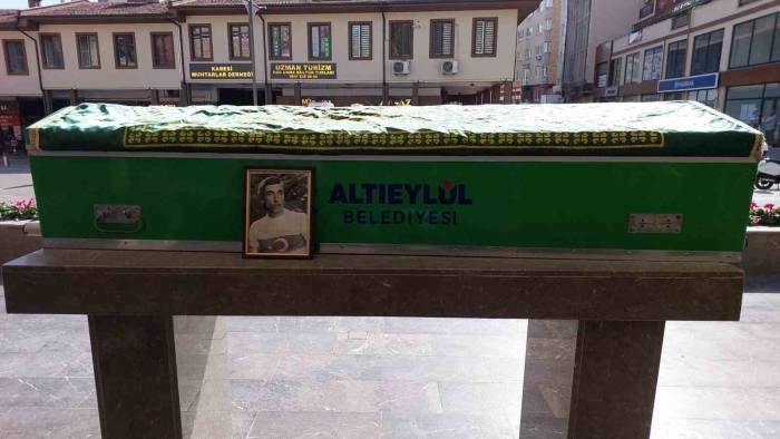 Milli Atlet Hikmet Şen’e Son Görev