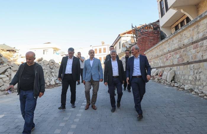 Tarihi Konaklar Yeniden Ayağa Kalkacak