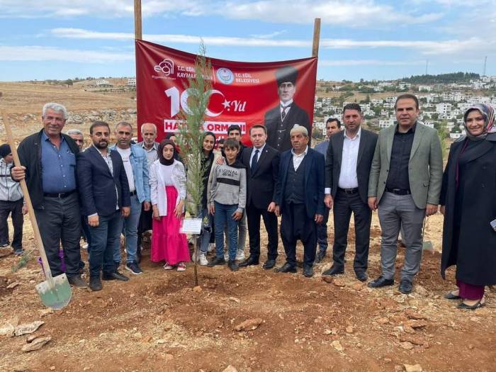 Eğil’de Şehitler Anısına Fidan Dikildi