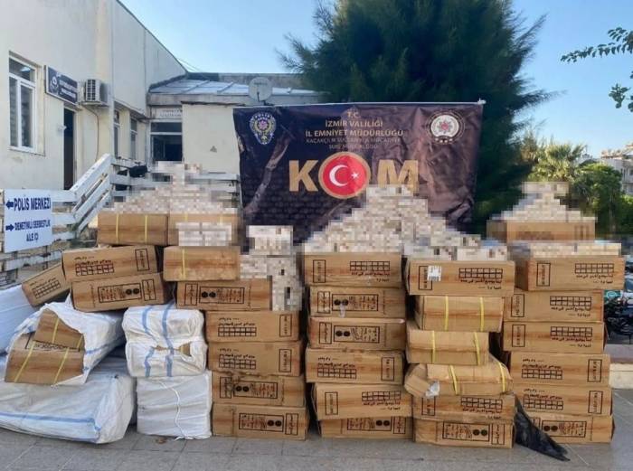 İzmir’de 8 İlçede 14 Ayrı Kaçakçılık Operasyonu