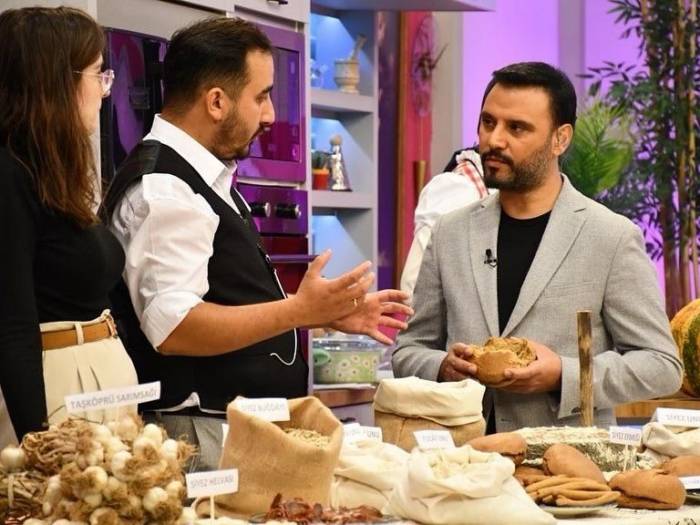 12 Bin Yıllık Ata Tohumuna Gözü Gibi Bakıyor