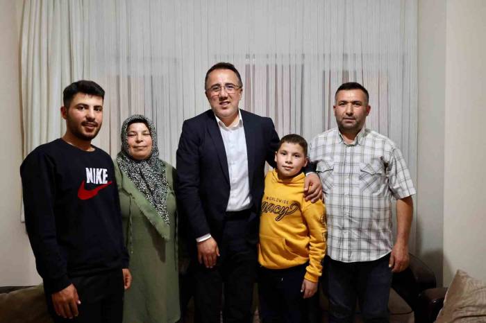 Başkan Savran Ev Ziyaretlerine Devam Ediyor