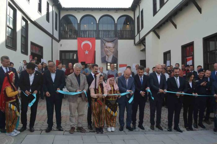 Tarihi Han Artık Öğretmen Evi Olarak Hizmet Verecek