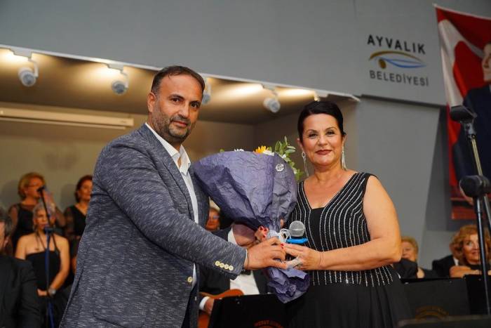 Ayvalık’ta Mesut Duran Müzik Derneği’nden Cumhuriyet Konseri