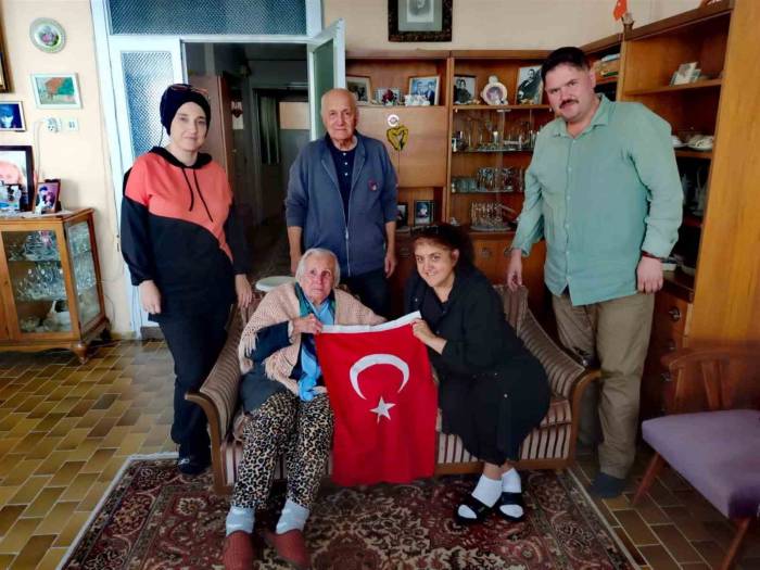 Şehre Vefa Meclisi’nden Cumhuriyet’le Yaşıt Ulu Çınarlara Vefa