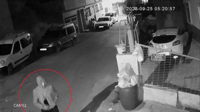Oto Faresini Burnu Yakalattı