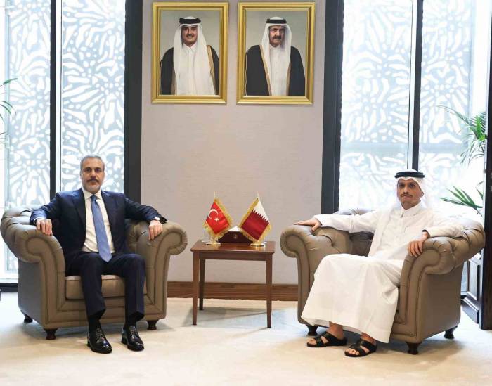 Dışişleri Bakanı Fidan, Katarlı Mevkidaşı Abdurrahman Al Thani İle Görüştü