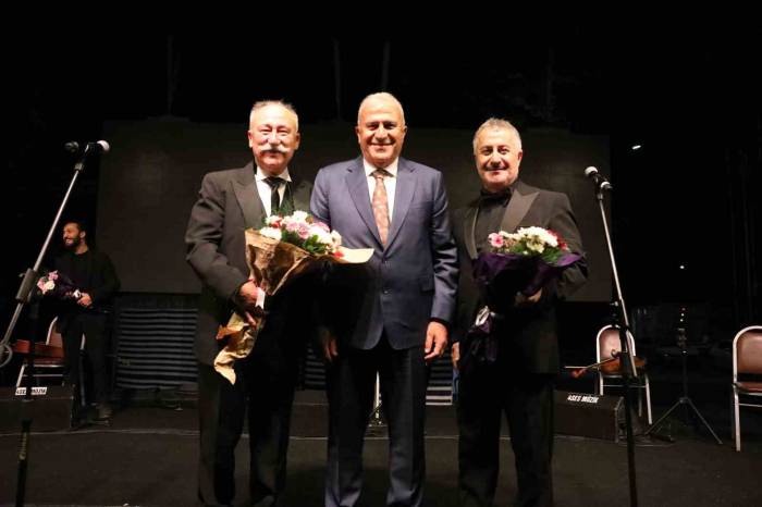 Efeler’de ’altan Erkekli Film Günleri’ Sona Erdi