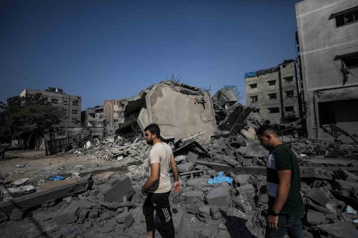 İsrail’in Gazze’ye Saldırılarında Can Kaybı 6 Bin 546’ya Yükseldi