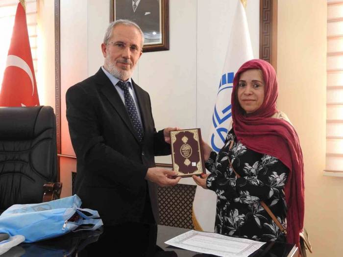 Brezilyalı Kadın Kilis’te Müslüman Oldu