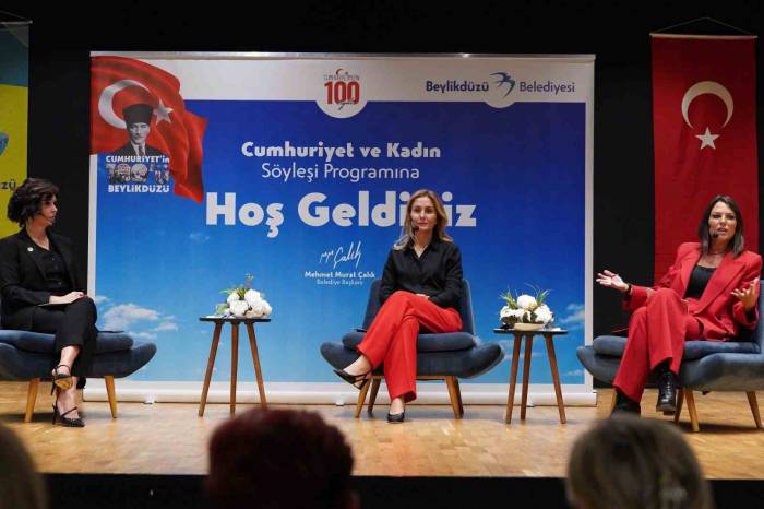 Beylikdüzü’nde "Cumhuriyet Ve Kadın" Söyleşisi Düzenlendi