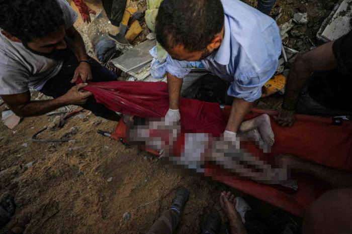 Hamas: "Gazze’de İsrail’in Saldırıları Sonucu Bir Gecede 80 Kişi Hayatını Kaybetti"