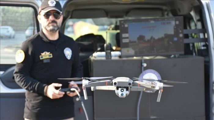 Samsun’da Dronlu Trafik Denetiminde 5 Düzensiz Göçmen İle 2 Göçmen Kaçakçısı Yakalandı