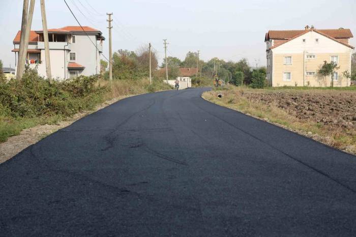 Serdivan’da Asfalt Çalışmaları Devam Ediyor