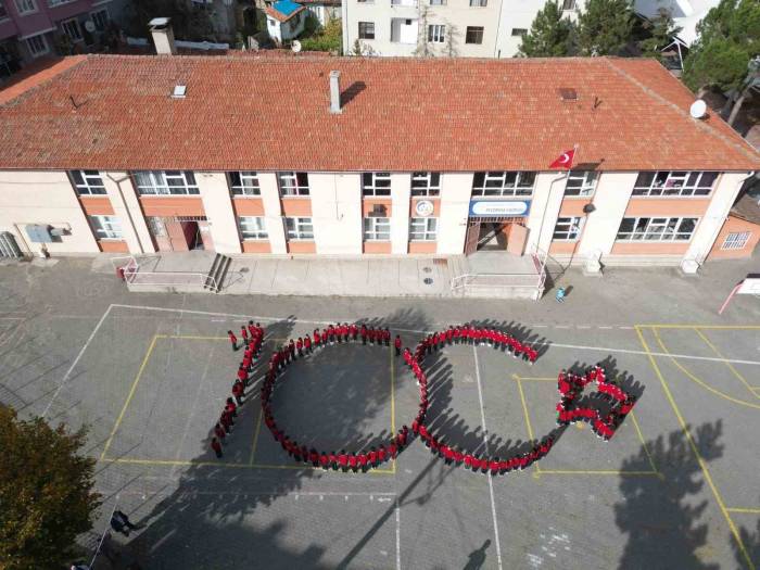 Kastamonu’da 230 Öğrenci İle 100. Yıl Koreografisi Dron İle Görüntülendi