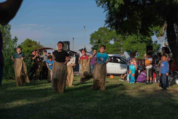Çocuk Panayırlarında Cumhuriyet Kutlamaları