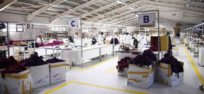 Başkan Sekmen: “Şehrimizin İstihdam Hayatına Da Katkı Sunuyoruz”