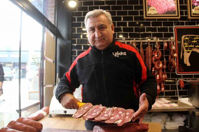 Kayseri-kastamonu Didişirken Sivas Pastırmasını Tescilledi