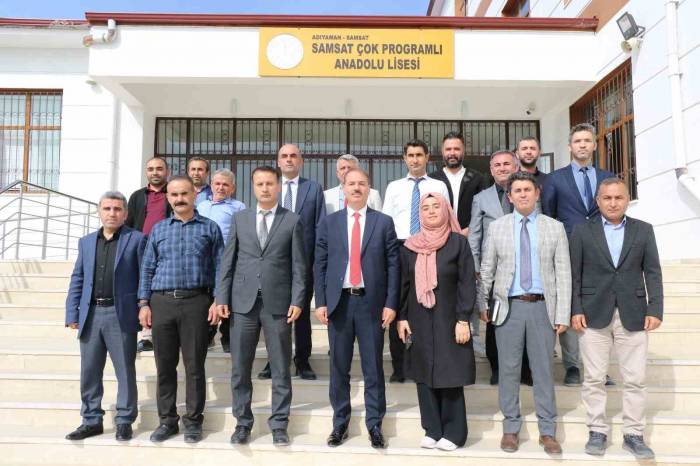 Müdür Tosun, Samsat’ta Okul Müdürleriyle Toplantı Yaptı