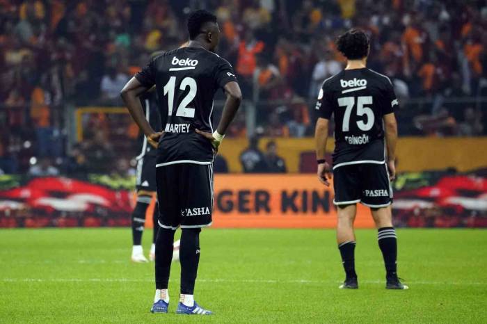 Beşiktaş’ta Seçim Belirsizliği, Kötü Sonuçlarla Birleşti