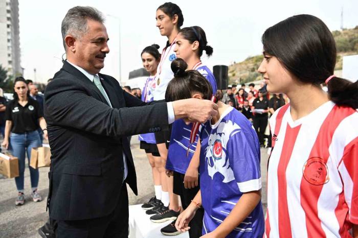 100. Yıl Cumhuriyet Koşusu Yapıldı