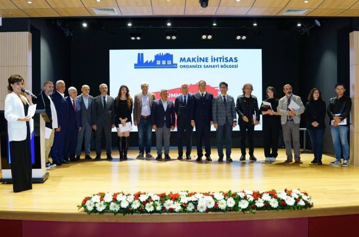 Cumhuriyetin 100. Yılında Tuval Ve Fırçayla Eşsiz Eserler Ortaya Koydular