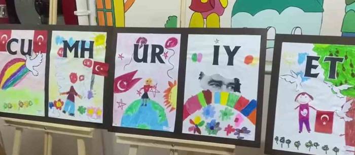 Cumhuriyetin 100. Yılında "100 Eser Sergisi" Açıldı